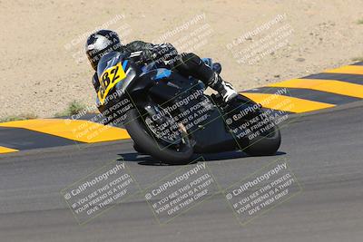 media/Oct-09-2022-SoCal Trackdays (Sun) [[95640aeeb6]]/Turns 9 and 10 (1050am)/